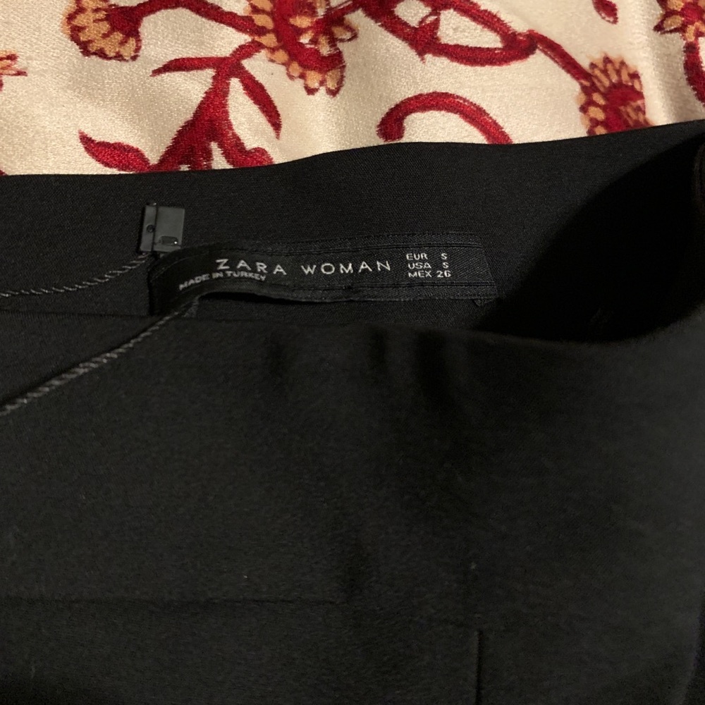 shorts - Picture 3 of 3